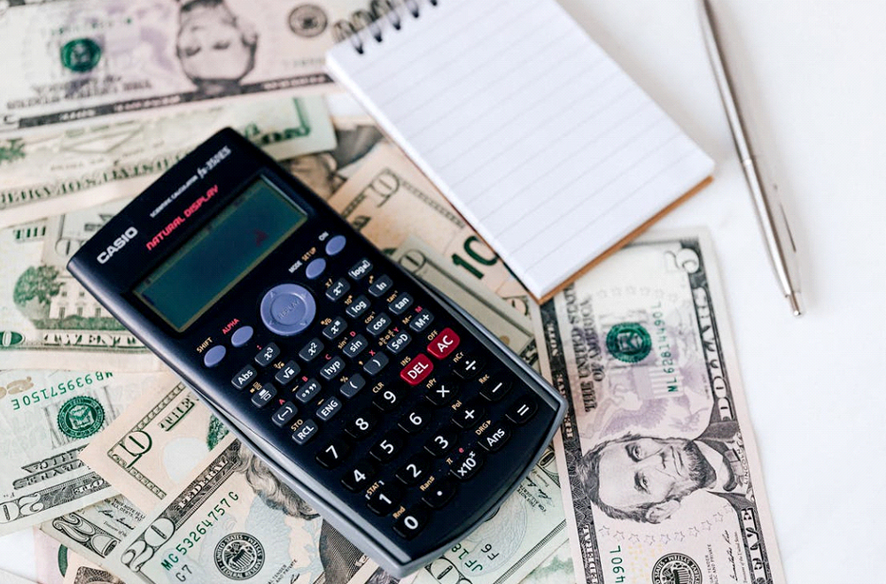 Pros and Cons of Auto Title Loans